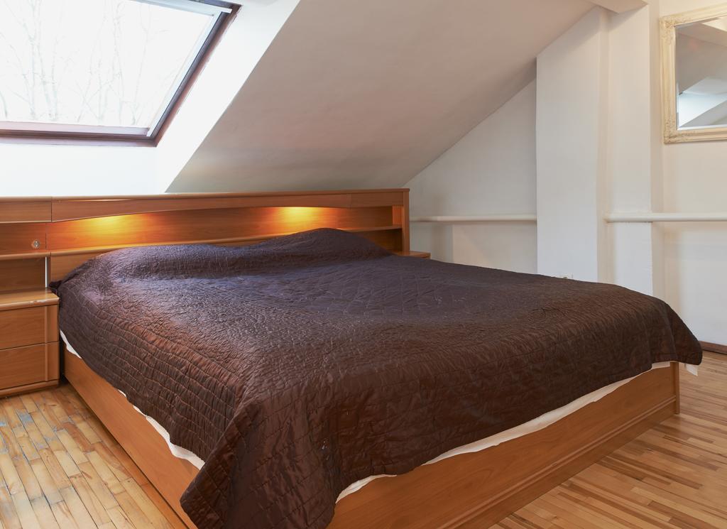 Regina House- Sv. Mikalojaus 13 * Вильнюс